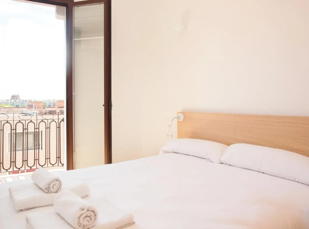 Pere IV - New & Modern Apartment Close To Beach Barcelona Spanien